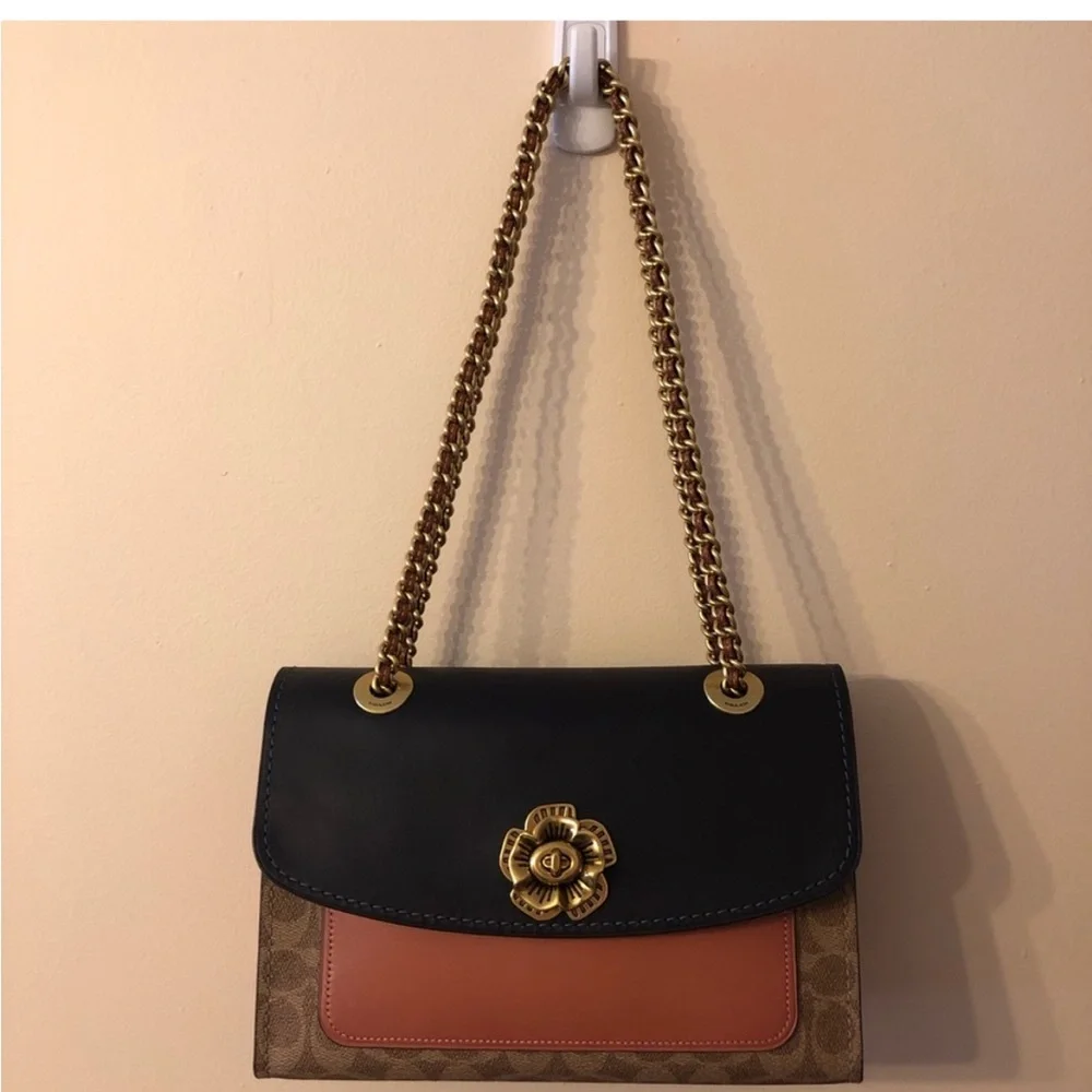 Signature Color Block Pocket Parker Coach Bag - Picture 2 of 8